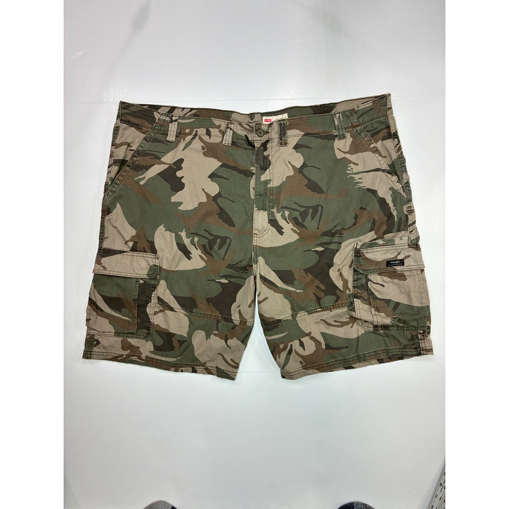 Wrangler Mens Relaxed Fit Camo Cargo Shorts Green Brown 48 x 10